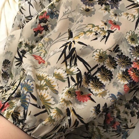 Zara floral blouse - Picture 7 of 7
